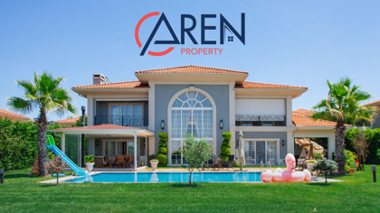 فيلا بموصفات عالمية في اسطنبول وعلى البحيرة الكبيرة | Aren Property video